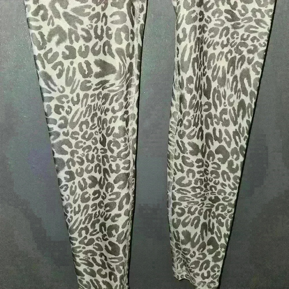 Scorpio Sol Womans Leggings Size XS - Picture 4 of 8